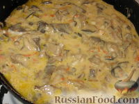 Фото приготовления рецепта: Картофельные зразы и грибы - шаг №7