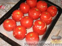 Фото приготовления рецепта: Помидоры, фаршированные мясом, или приворотные "золотые яблоки" - шаг №4