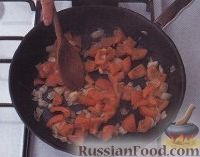 Фото приготовления рецепта: Запеканка из риса, помидоров и баклажанов - шаг №3