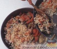 Фото приготовления рецепта: Запеканка из риса, помидоров и баклажанов - шаг №4