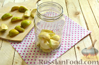 Фото приготовления рецепта: Компот из груш и яблок (на зиму) - шаг №4