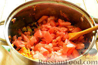 Фото приготовления рецепта: Салат из баклажанов и кабачков (на зиму) - шаг №8