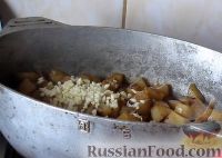 Фото приготовления рецепта: Азу по-татарски - шаг №7