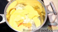 Фото приготовления рецепта: Грибной крем-суп из шампиньонов - шаг №5