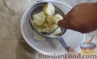 Фото приготовления рецепта: Картофельные крокеты с грибами (в духовке) - шаг №1