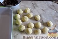 Фото приготовления рецепта: Картофельные крокеты с грибами (в духовке) - шаг №8