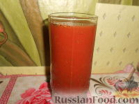 Фото приготовления рецепта: Томатный сок с солью - шаг №6