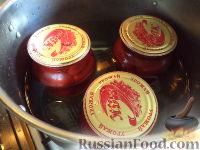 Фото приготовления рецепта: Помидоры половинками, маринованные с маслом - шаг №10