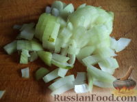Фото приготовления рецепта: Овощное рагу с баклажанами, сладким перцем и картофелем - шаг №2