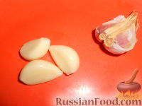 Фото приготовления рецепта: Огурцы, консервированные без уксуса - шаг №2