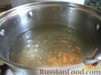 Фото приготовления рецепта: Кабачки консервированные кружками - шаг №6