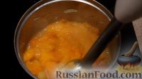 Фото приготовления рецепта: Тыквенный крем-суп с курицей - шаг №12