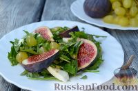 Фото приготовления рецепта: Салат с инжиром и моцареллой - шаг №6