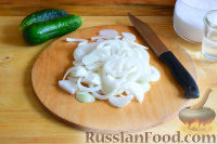 Фото приготовления рецепта: Салат из огурцов и баклажанов в томатном соусе (на зиму) - шаг №3