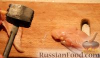 Фото приготовления рецепта: Сэндвич-круассан с курицей - шаг №4