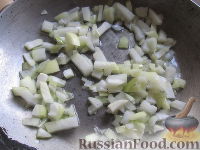Фото приготовления рецепта: Патиссоны, фаршированные индейкой и овощами - шаг №2