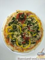 Фото к рецепту: Пицца с бужениной и грибами