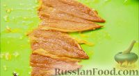 Фото приготовления рецепта: Рыба, тушенная с помидорами и пекинской капустой - шаг №14