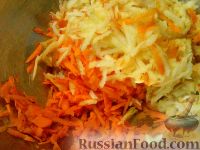 Фото приготовления рецепта: Витаминный салат с кунжутом - шаг №2