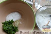 Фото приготовления рецепта: Лисички в сметанном соусе - шаг №10