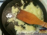 Фото приготовления рецепта: Оладьи из картофеля и кабачков - шаг №2