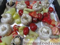 Фото приготовления рецепта: Овощное рагу с шампиньонами "Грибная поляна" - шаг №4