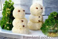 Фото приготовления рецепта: Закуска новогодняя «Снеговики в лесу» - шаг №9