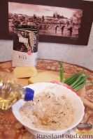 Фото приготовления рецепта: Цельнозерновая лепешка с сыром и зеленым луком - шаг №5