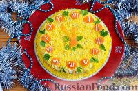 Фото к рецепту: Салат "Новогодние часы" с печенью трески