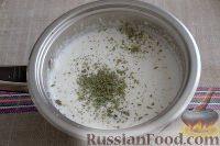 Фото приготовления рецепта: Крем-суп с кольраби и плавленым сырком - шаг №7