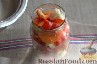 Фото приготовления рецепта: Маринованные пикули из цветной капусты, моркови и перца - шаг №7