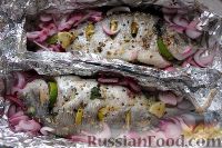 Фото приготовления рецепта: Рыба дорадо, запеченная в фольге - шаг №12
