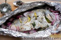Фото приготовления рецепта: Рыба дорадо, запеченная в фольге - шаг №13