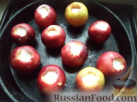 Фото приготовления рецепта: Яблоки, запеченные в своем соку - шаг №5