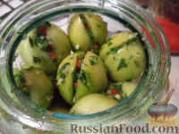 Фото к рецепту: Помидоры зеленые соленые
