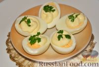 Фото к рецепту: Как сварить яйца в микроволновке