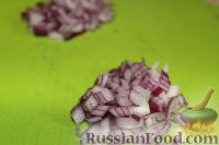Фото приготовления рецепта: Салат из куриного филе с виноградом - шаг №6