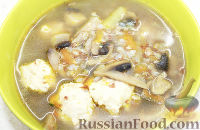 Фото к рецепту: Гречневый суп с шампиньонами и фрикадельками