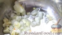 Фото приготовления рецепта: Гречневый суп с шампиньонами и фрикадельками - шаг №3