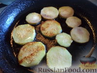 Фото приготовления рецепта: Мусака из баклажанов с рисом - шаг №5