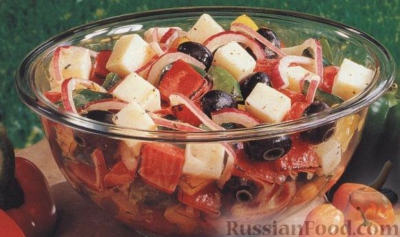 Рецепт Салат из болгарского перца, лука, сыра и оливок