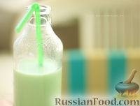 Фото приготовления рецепта: Мятное молоко - шаг №3