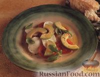 Фото к рецепту: Салат из моцареллы, помидоров и авокадо