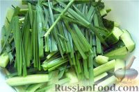 Фото приготовления рецепта: Салат из огурцов - шаг №1