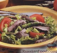 Фото к рецепту: Овощной салат с говяжьими стейками