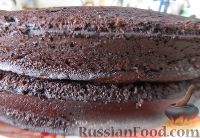 Фото приготовления рецепта: Простой шоколадный пирог из кислого молока - шаг №6