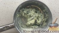 Фото приготовления рецепта: Картофельные лепёшки с сыром и зеленью (на сковороде) - шаг №11
