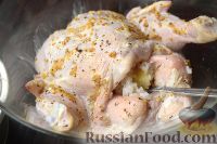 Фото приготовления рецепта: Курица, фаршированная рисом - шаг №7