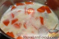 Фото приготовления рецепта: Детский суп-пюре "Оранжевая радость" с тыквой и молоком - шаг №7