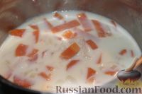 Фото приготовления рецепта: Детский суп-пюре "Оранжевая радость" с тыквой и молоком - шаг №8